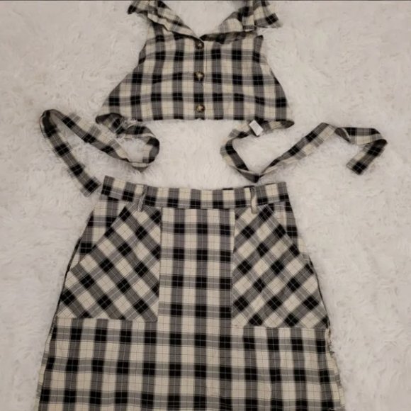 NEW SET croptop + skirt - Picture 2 of 2